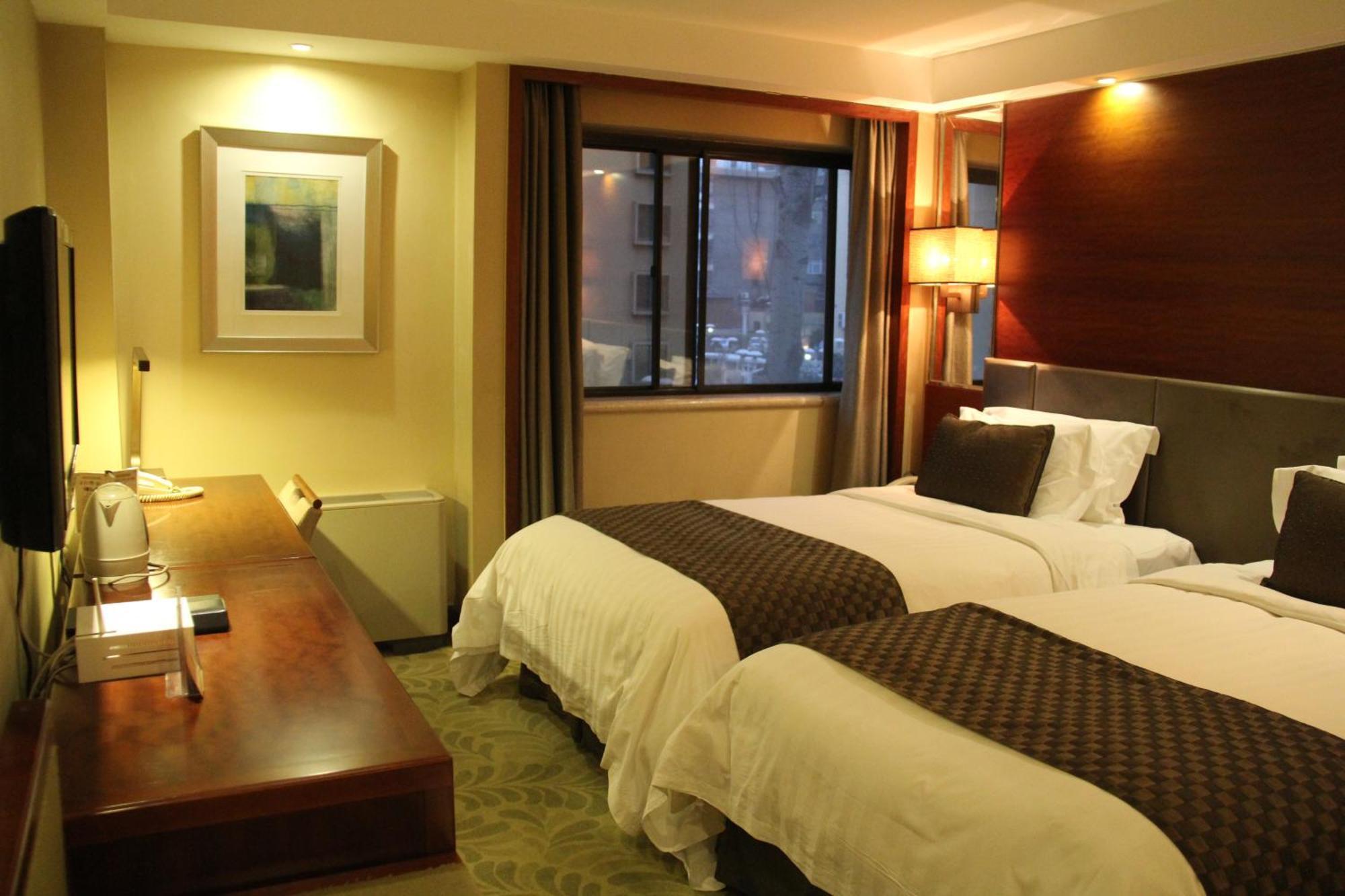 Jianguo Hotel Xi'An Сиан Екстериор снимка