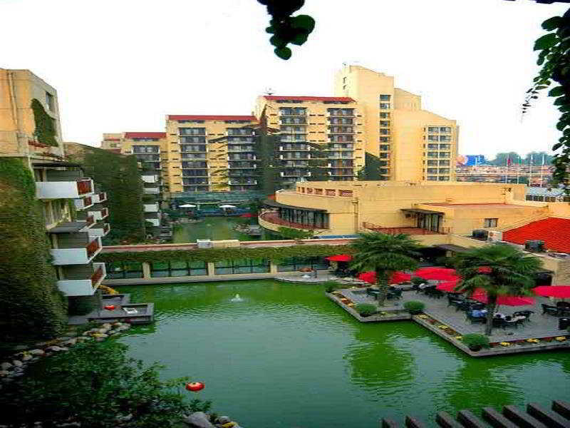 Jianguo Hotel Xi'An Сиан Екстериор снимка